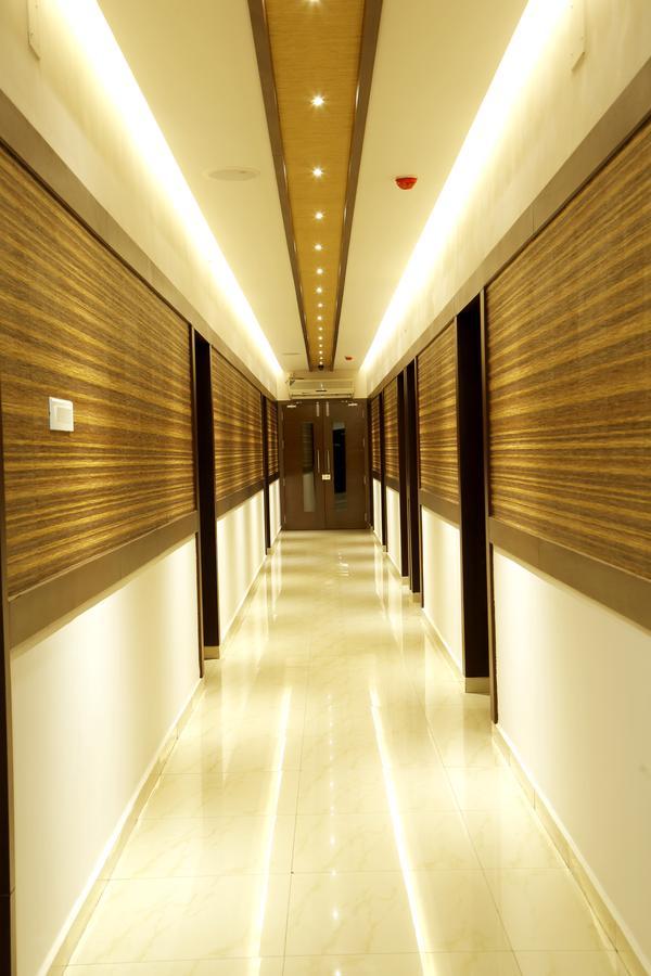 Rydges Inn Kottakkal Esterno foto